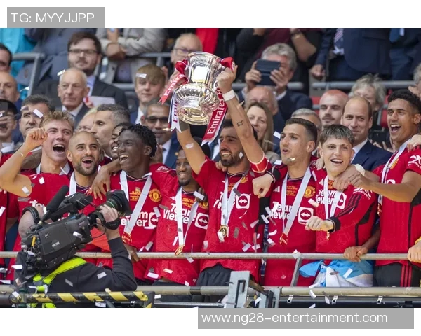 足总杯精彩对决切尔西与曼城战成平局神扑与十大进球引发全场狂欢