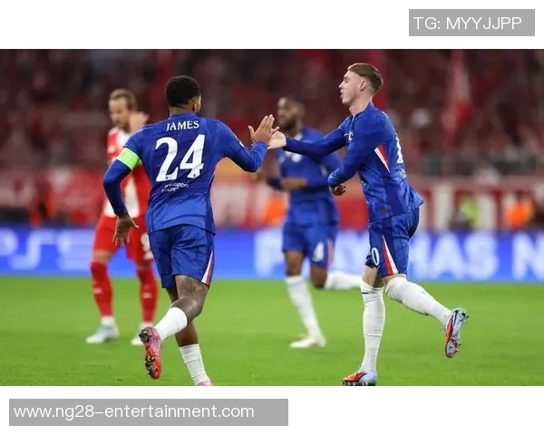 德甲精彩对决那不勒斯狂胜切尔西五球引发全场热议