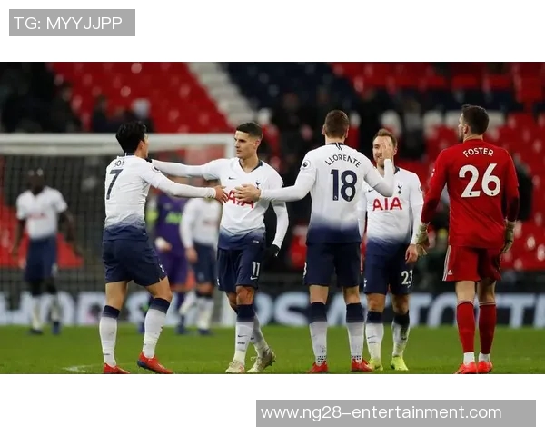 德甲热刺与巴黎圣日耳曼激战成平乌龙球瞬间点燃全场激情