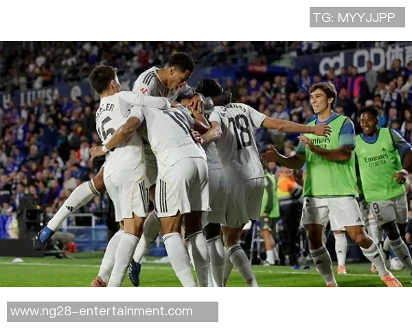 意甲激战本菲卡逆转莱比锡全场沸腾瞬间回顾