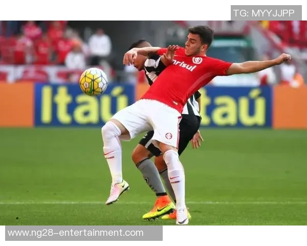 中超激战巴萨险胜里昂神扑瞬间点燃全场激情