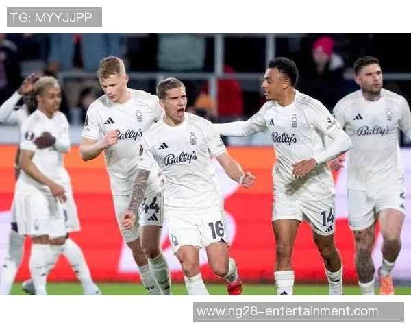 国王杯惊天逆转巴黎圣日耳曼6-2战胜里昂引发争议判罚热议